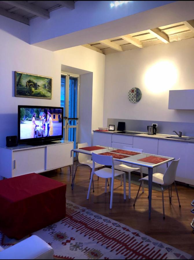 Emma Home Adiacente Alla Piazza Ducale Vigevano Exteriér fotografie
