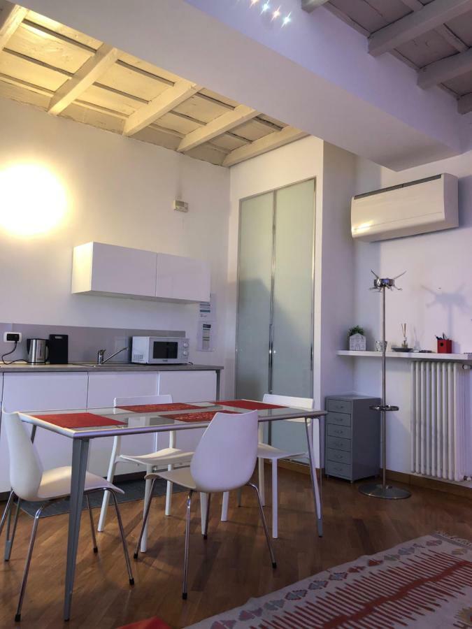 Emma Home Adiacente Alla Piazza Ducale Vigevano Exteriér fotografie